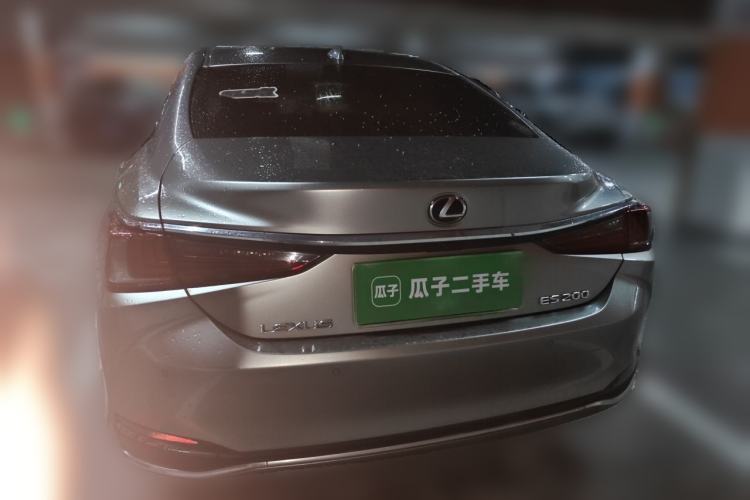 Used Lexus ES 2021 200 Excellence Edition Rear