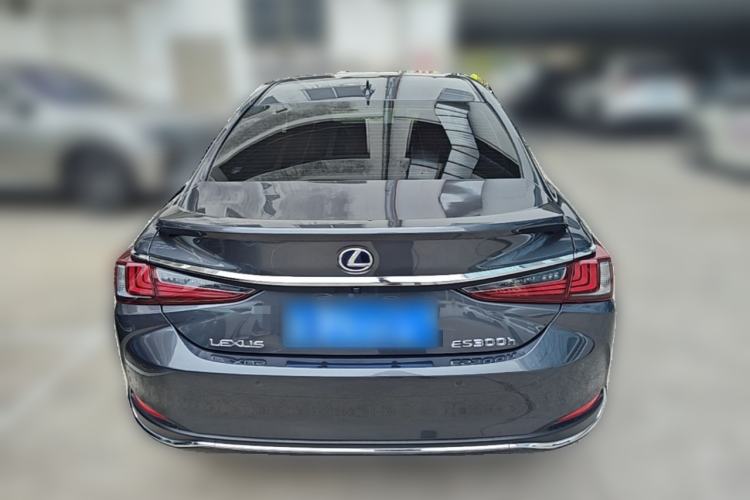 Used Lexus ES 2021 300h Executive Edition Rear