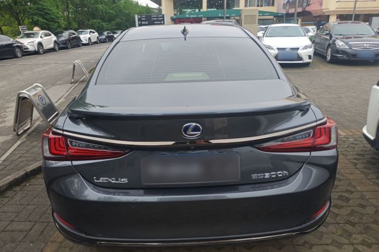 Used Lexus ES 2021 300h F SPORT Rear