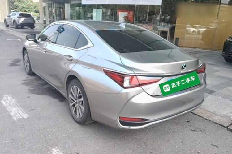 Used Lexus ES 2021 200 Excellence Edition Rear Left 45 Deg