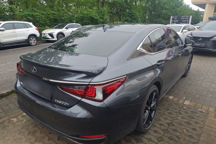 Used Lexus ES 2021 300h F SPORT Rear Right 45 Deg