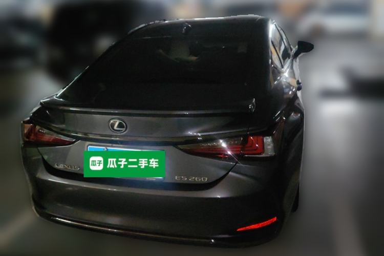 Used Lexus ES 2021 260 F SPORT Rear Right 45 Deg