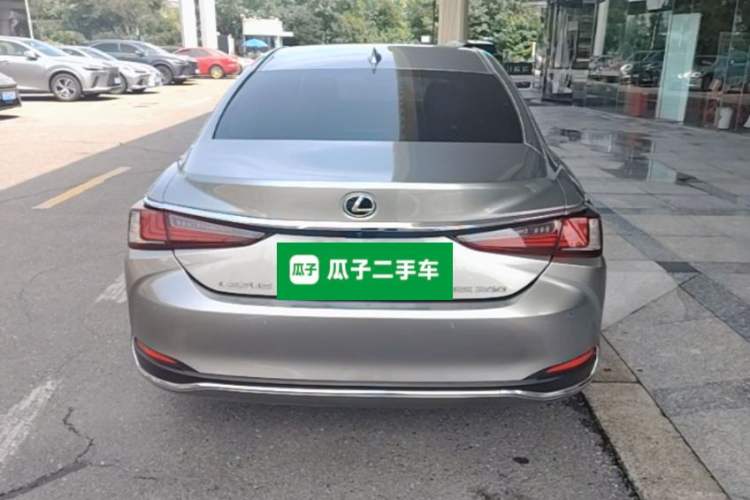 Used Lexus ES 2021 200 Excellence Edition Rear