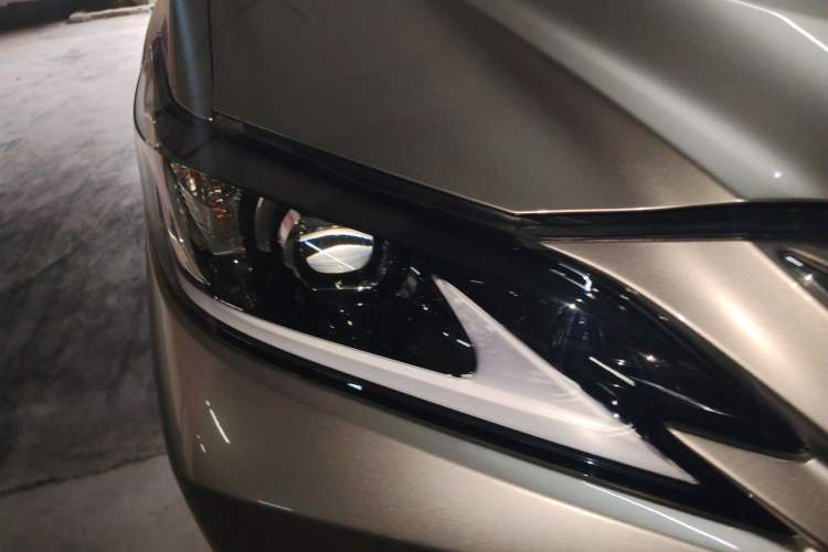 Used Lexus ES 2021 200 Excellence Edition Right Front Headlight