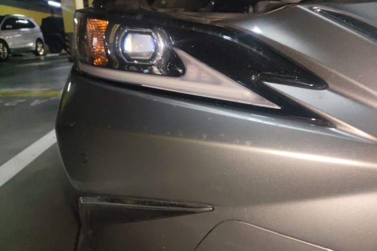 Used Lexus ES 2021 200 Excellence Edition Right Front Headlight