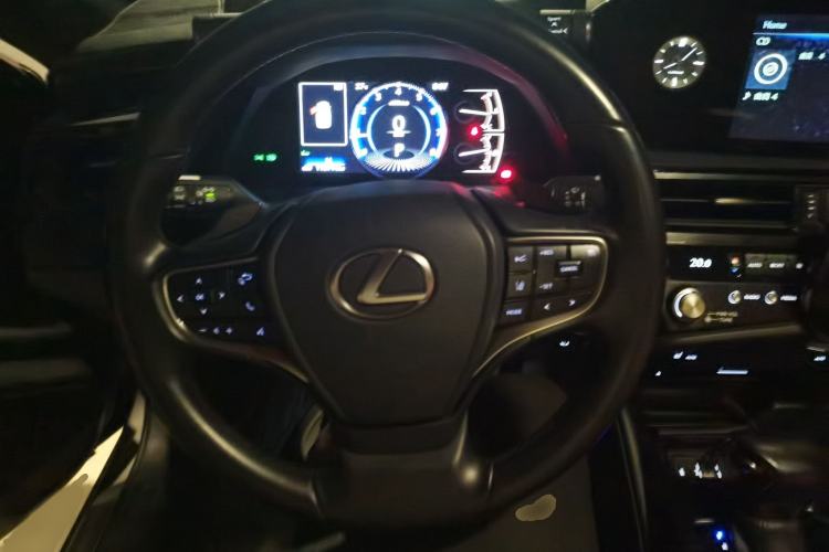 Used Lexus ES 2021 200 Excellence Edition Steering Wheel