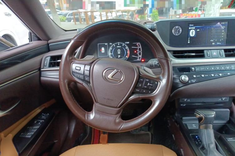 Used Lexus ES 2021 200 Luxury Edition Steering Wheel