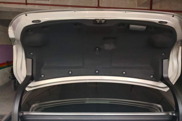 Used Lexus ES 2021 200 Excellence Edition Trunk