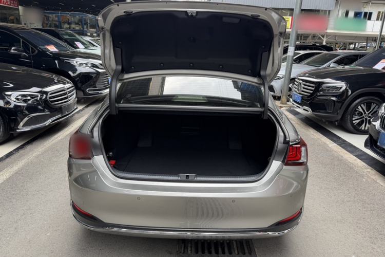 Used Lexus ES 2021 200 Excellence Edition Trunk