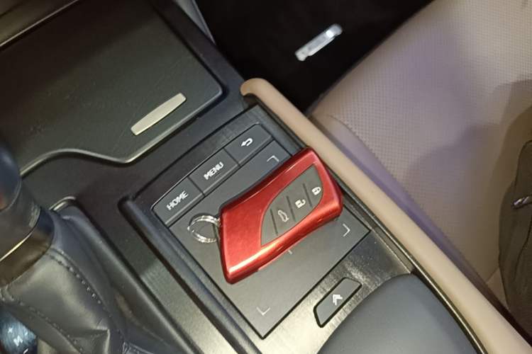 Used Lexus ES 2021 200 Luxury Edition Vehicle Key