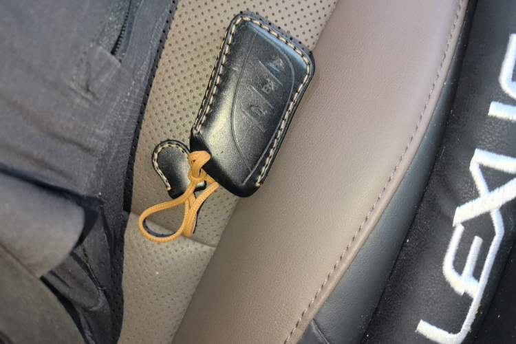 Used Lexus ES 2021 200 Excellence Edition Vehicle Key