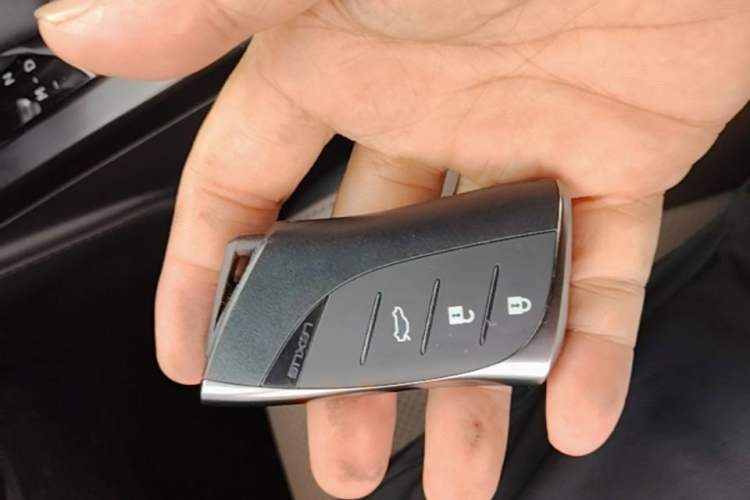 Used Lexus ES 2021 200 Excellence Edition Vehicle Key