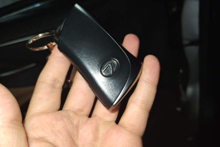 Used Lexus ES 2021 200 Excellence Edition Vehicle Key