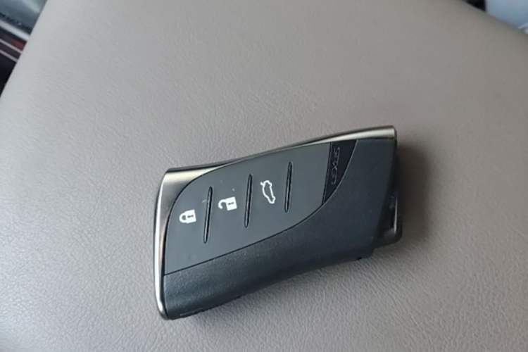 Used Lexus ES 2021 200 Excellence Edition Vehicle Key