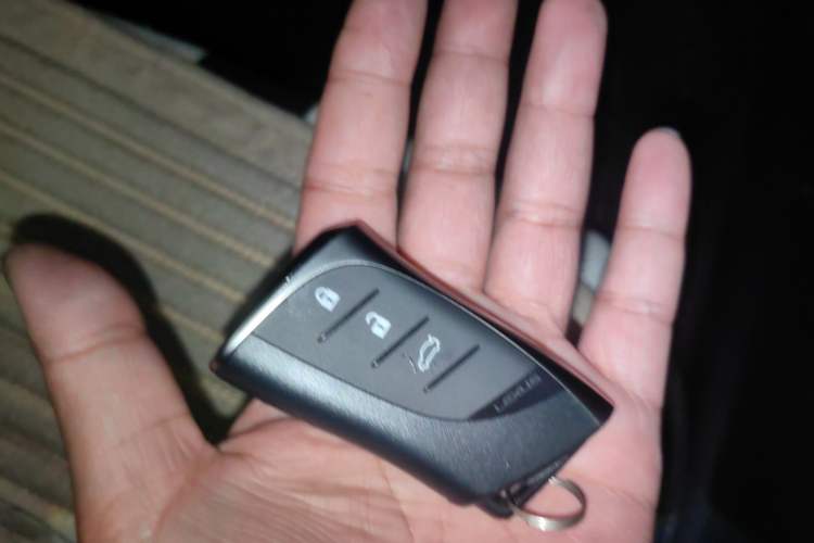 Used Lexus ES 2021 260 F SPORT Vehicle Key