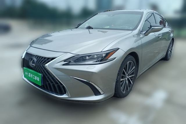 Used Lexus ES 2021 300h Deluxe Edition
