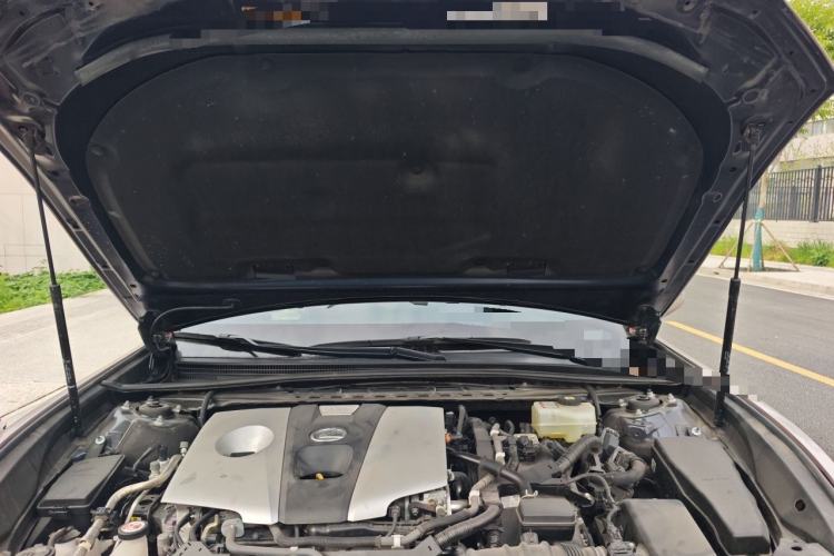 Used Lexus ES 2021 300h Deluxe Edition Engine Bay