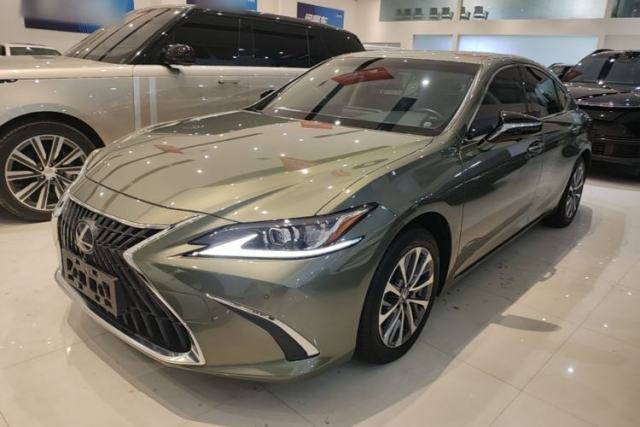 Used Lexus ES 2021 200 Excellence Edition