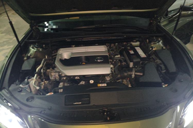 Used Lexus ES 2021 200 Luxury Edition Engine Bay