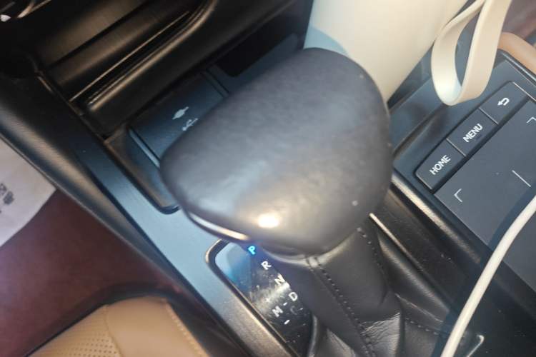 Used Lexus ES 2021 200 Excellence Edition Gear Lever