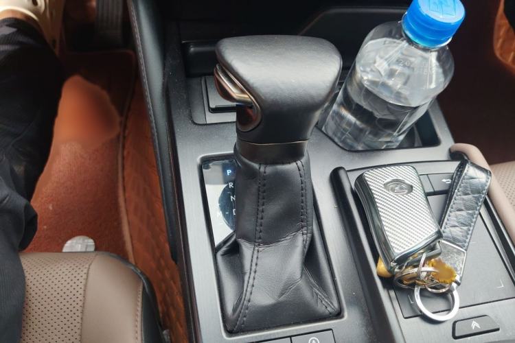 Used Lexus ES 2021 200 Excellence Edition Gear Lever