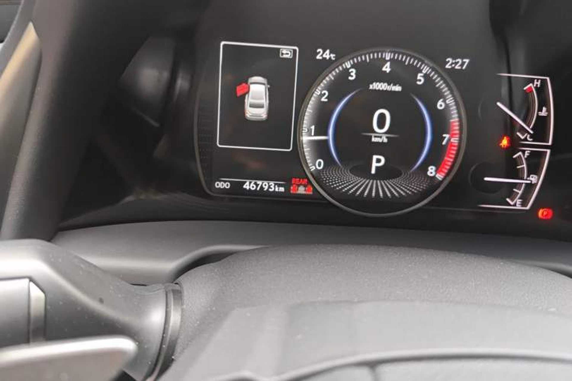 Used Lexus ES 2021 260 Excellence Edition Odometer Close Up