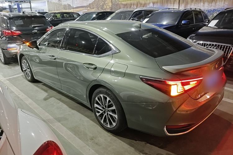 Used Lexus ES 2021 200 Excellence Edition Rear Left 45 Deg