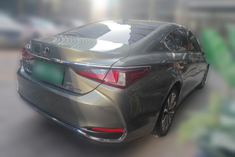 Used Lexus ES 2021 200 Excellence Edition Rear Right 45 Deg