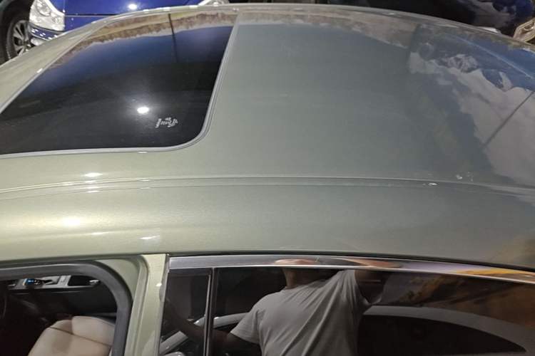Used Lexus ES 2021 200 Excellence Edition Roof