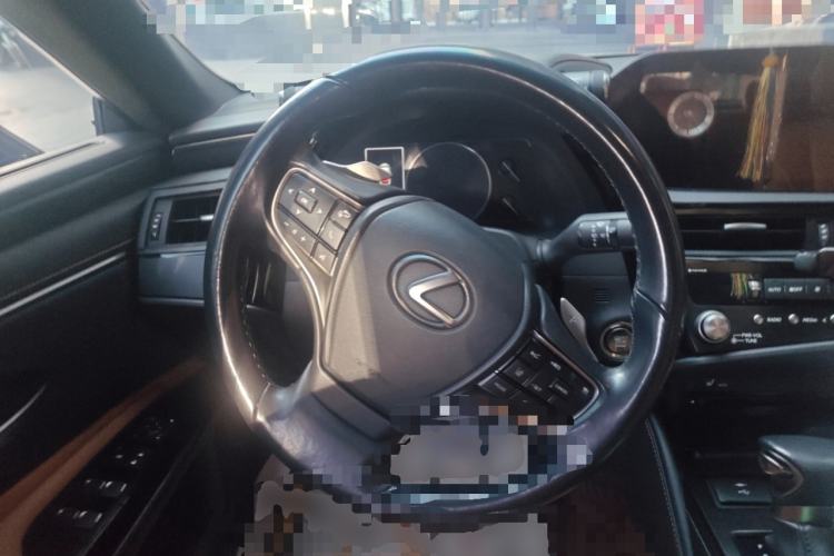 Used Lexus ES 2021 200 Excellence Edition Steering Wheel