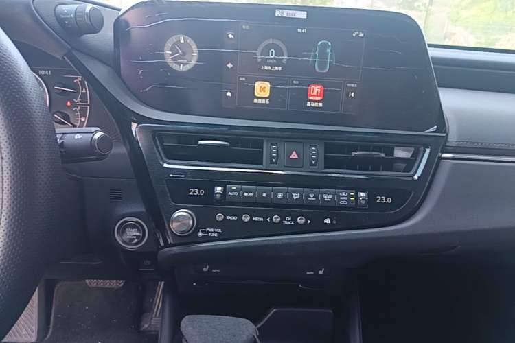 Used Lexus ES 2021 260 Excellence Edition Audio And AC Panel