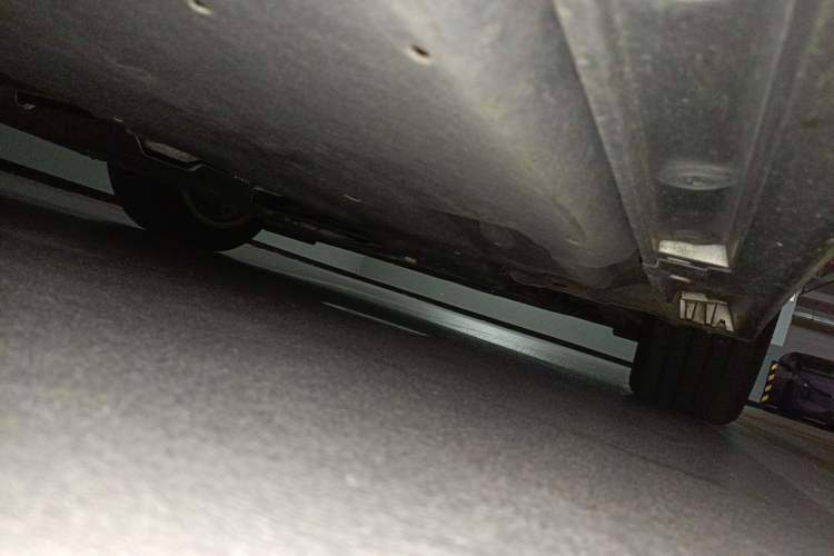 Used Lexus ES 2021 300h Excellence Edition Chassis Front Right