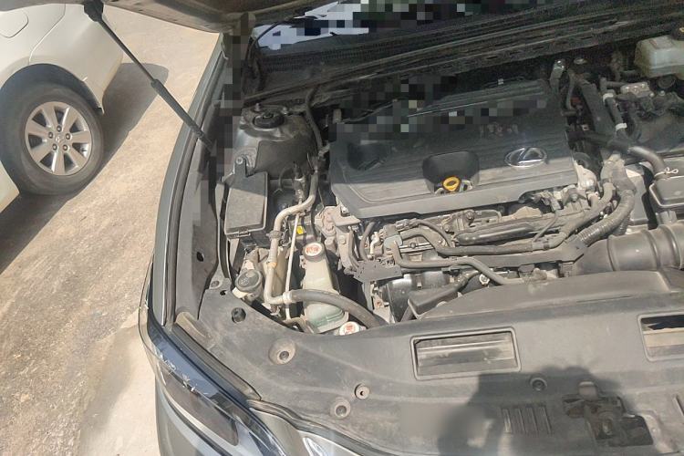Used Lexus ES 2021 300h Excellence Edition Engine Bay Right