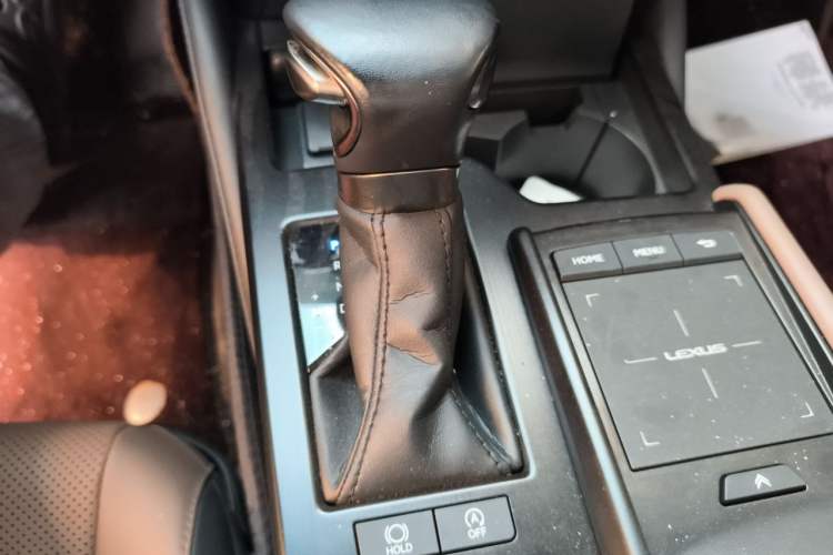 Used Lexus ES 2021 200 Excellence Edition Gear Lever