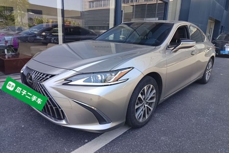 Used Lexus ES 2021 260 Excellence Edition Guazi used car, China used car export, Used car for sale, Used cars, Cheapest cars for sale