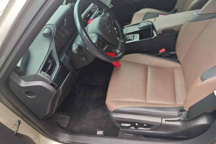 Used Lexus ES 2021 200 Excellence Edition Left Front Seat