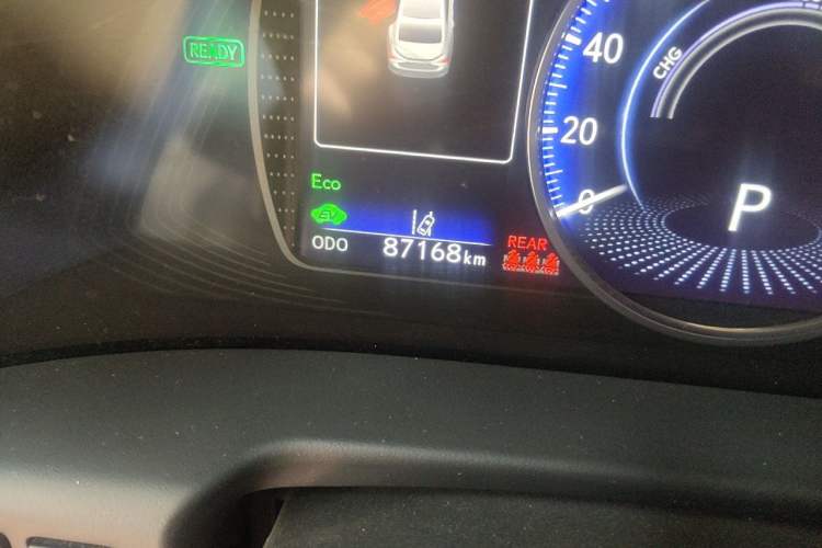 Used Lexus ES 2021 300h Excellence Edition Odometer Close Up
