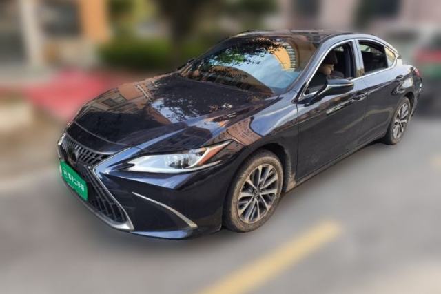 Used Lexus ES 2021 200 Excellence Edition