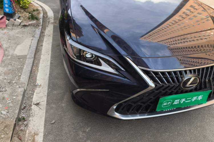 Used Lexus ES 2021 200 Excellence Edition Right Front Headlight