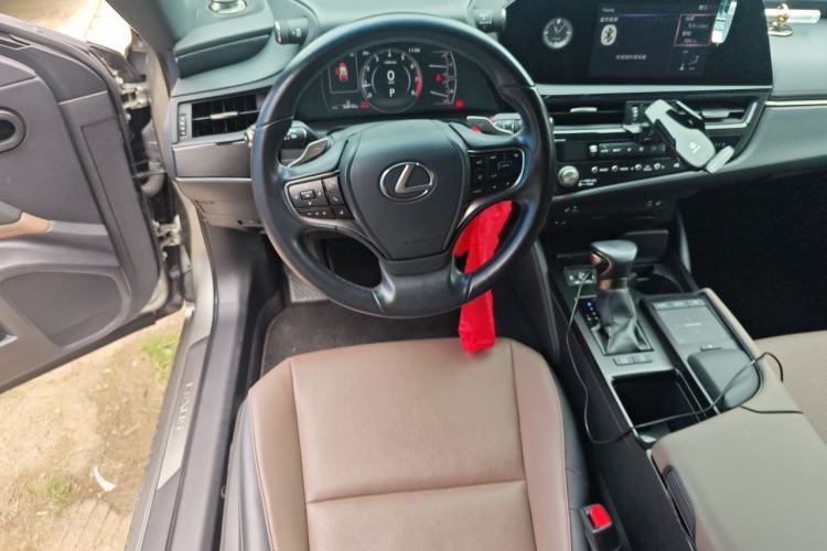 Used Lexus ES 2021 200 Excellence Edition Steering Wheel