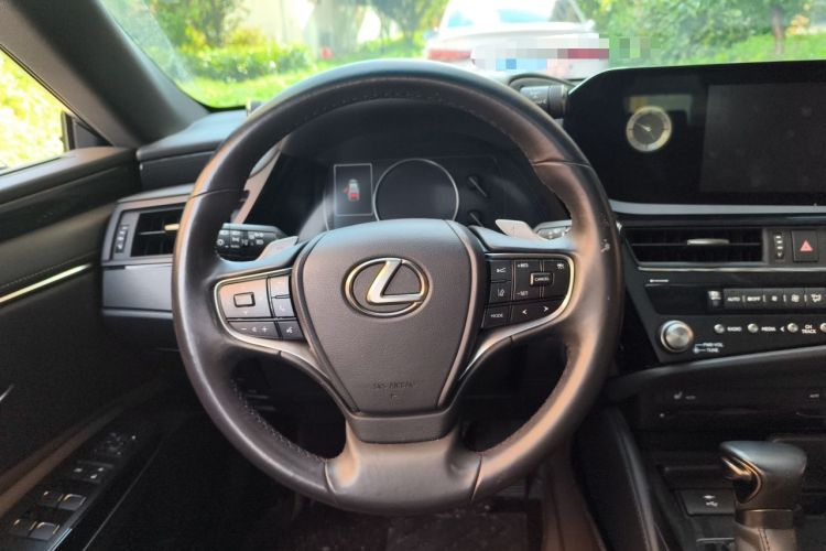 Used Lexus ES 2021 200 Excellence Edition Steering Wheel