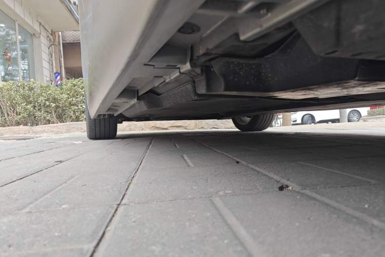 Used Lexus ES 2021 300h Deluxe Edition Chassis Rear Left