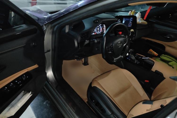 Used Lexus ES 2021 200 Excellence Edition Driver Seat