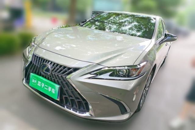 Used Lexus ES 2021 300h Excellence Edition