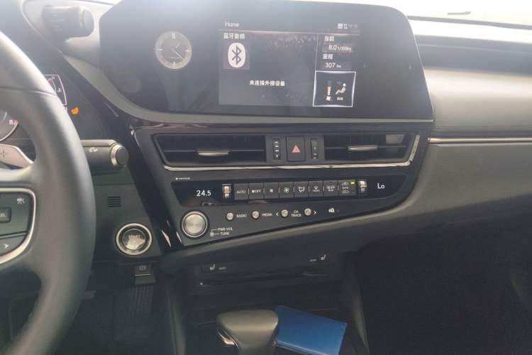 Used Lexus ES 2021 200 Excellence Edition Audio And AC Panel