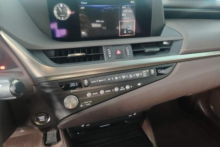 Used Lexus ES 2021 200 Excellence Edition Audio And AC Panel