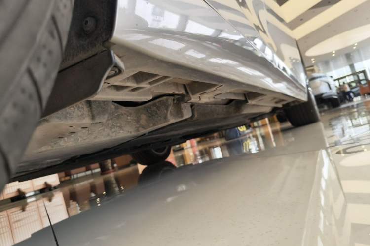 Used Lexus ES 2021 200 Excellence Edition Chassis Rear Right