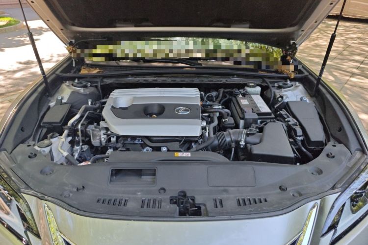 Used Lexus ES 2021 200 Luxury Edition Engine Bay