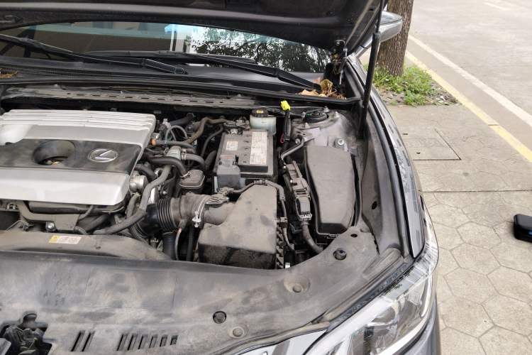 Used Lexus ES 2021 200 Excellence Edition Engine Bay Left