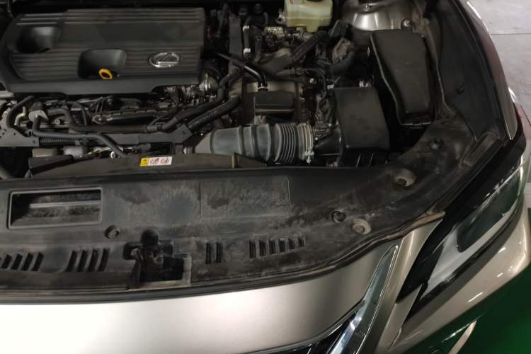 Used Lexus ES 2021 300h Excellence Edition Engine Bay Left